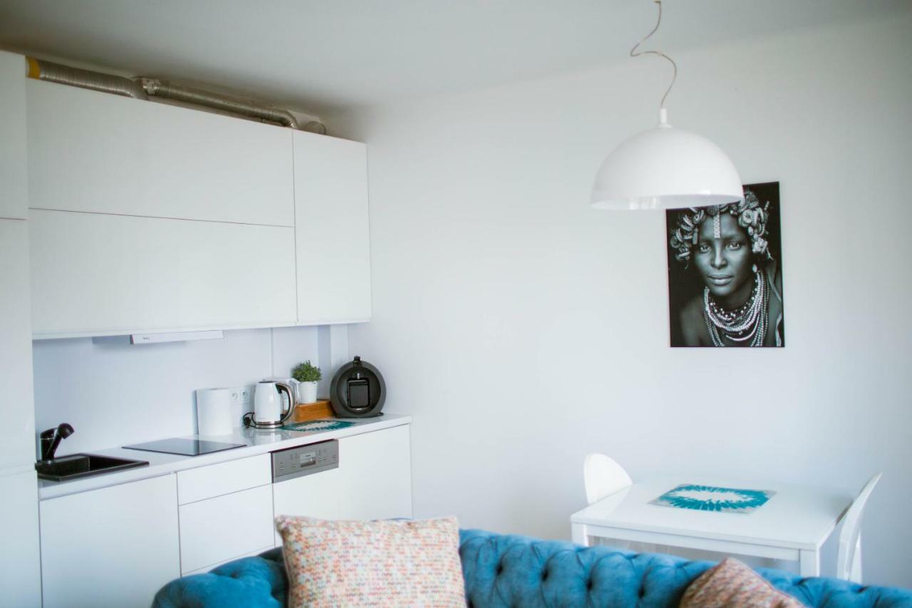 Flat White Apartament Pultusk Apartment Ngoại thất bức ảnh