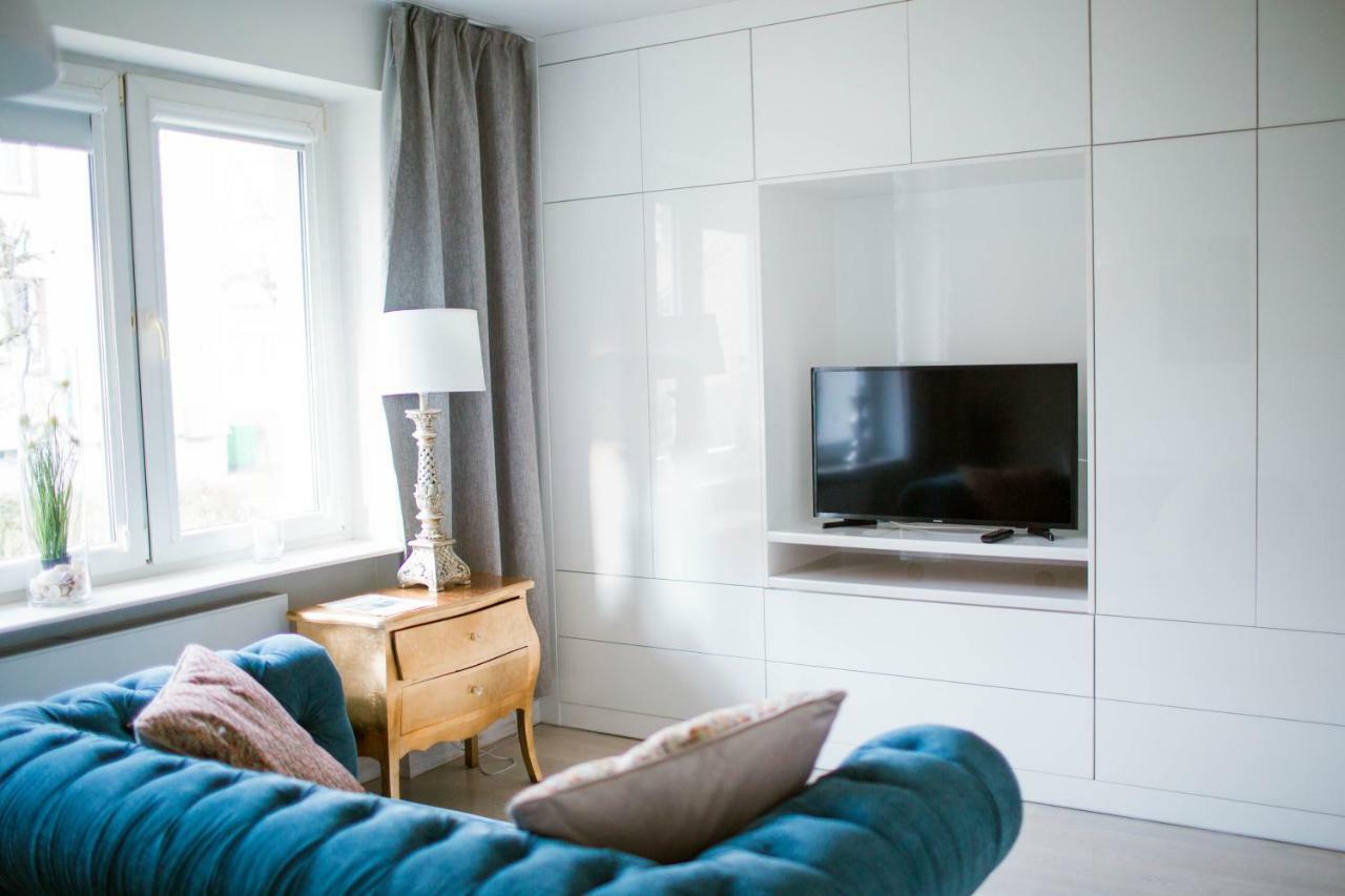 Flat White Apartament Pultusk Apartment Ngoại thất bức ảnh